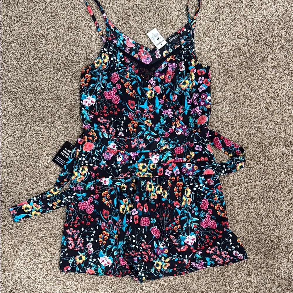 Express Black Floral Strappy Romper Size 4